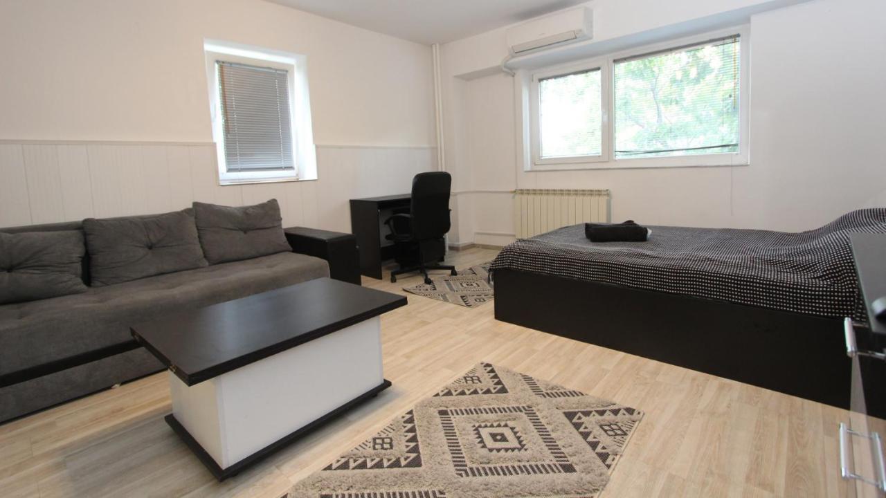 Holidays Host Splaiul Unirii Bucharest Luaran gambar