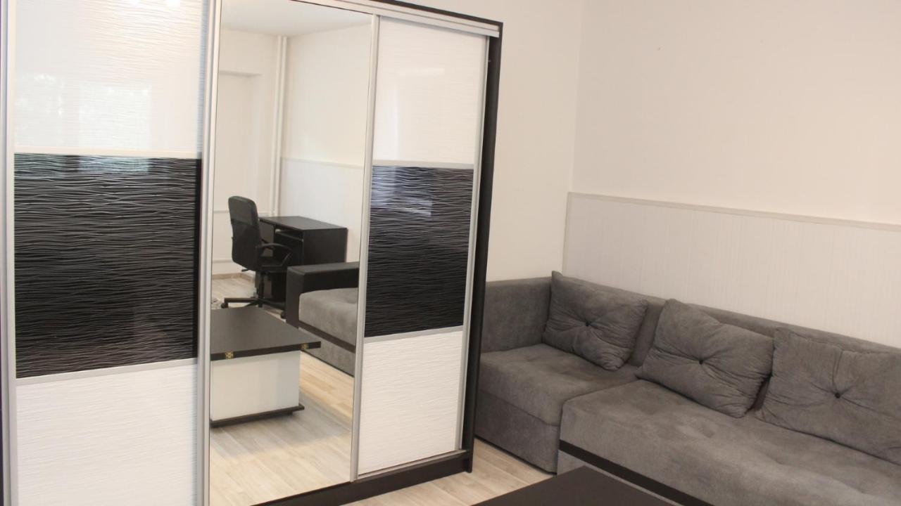 Holidays Host Splaiul Unirii Bucharest Luaran gambar