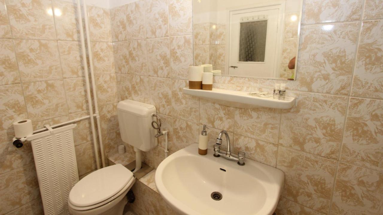 Holidays Host Splaiul Unirii Bucharest Luaran gambar