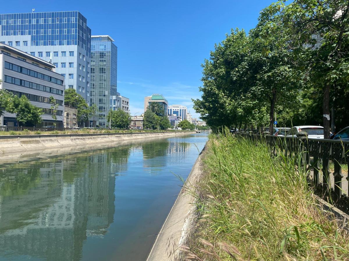 Holidays Host Splaiul Unirii Bucharest Luaran gambar